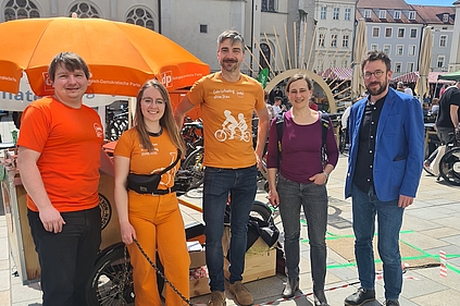 ÖDP Vorstand und Fraktion am Infostand